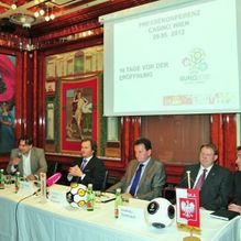 Pressekonferenz in Casino Wien vor der Eröffnung der EURO 2012 in Polen mit dem legendären Stürmer Andrzej Szarmach „Der Teufel“